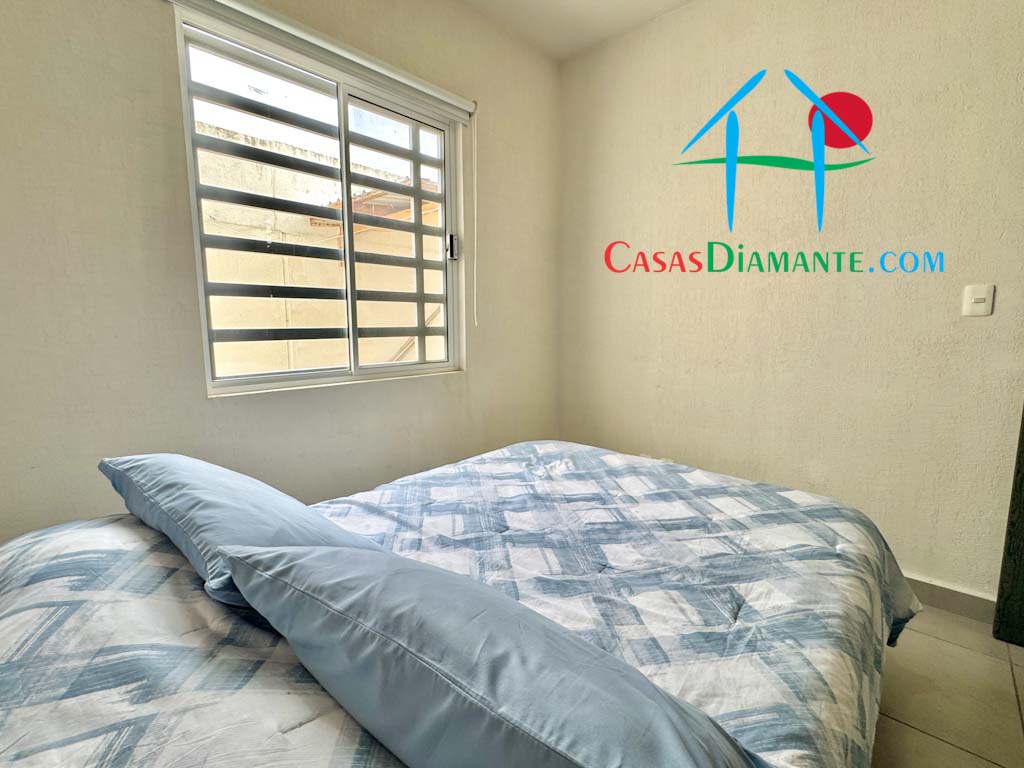 Puerta al Sol Puerto Vallarta Casa 11A - Recámara uno con clóset 2